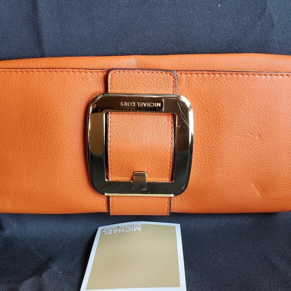 Michael Kors Sutton Wallet Clutch - Picture 1 of 12
